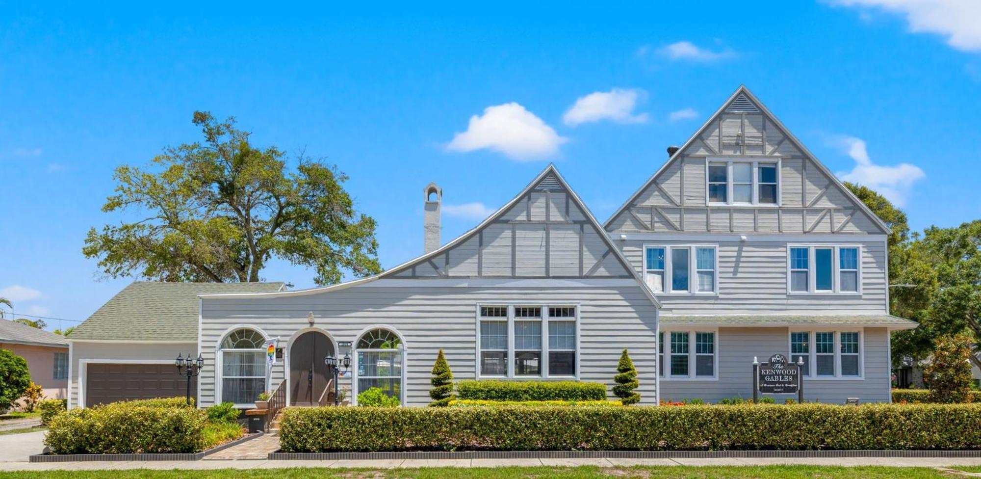 The Kenwood Gables Bed and Breakfast Αγία Πετρούπολη Εξωτερικό φωτογραφία