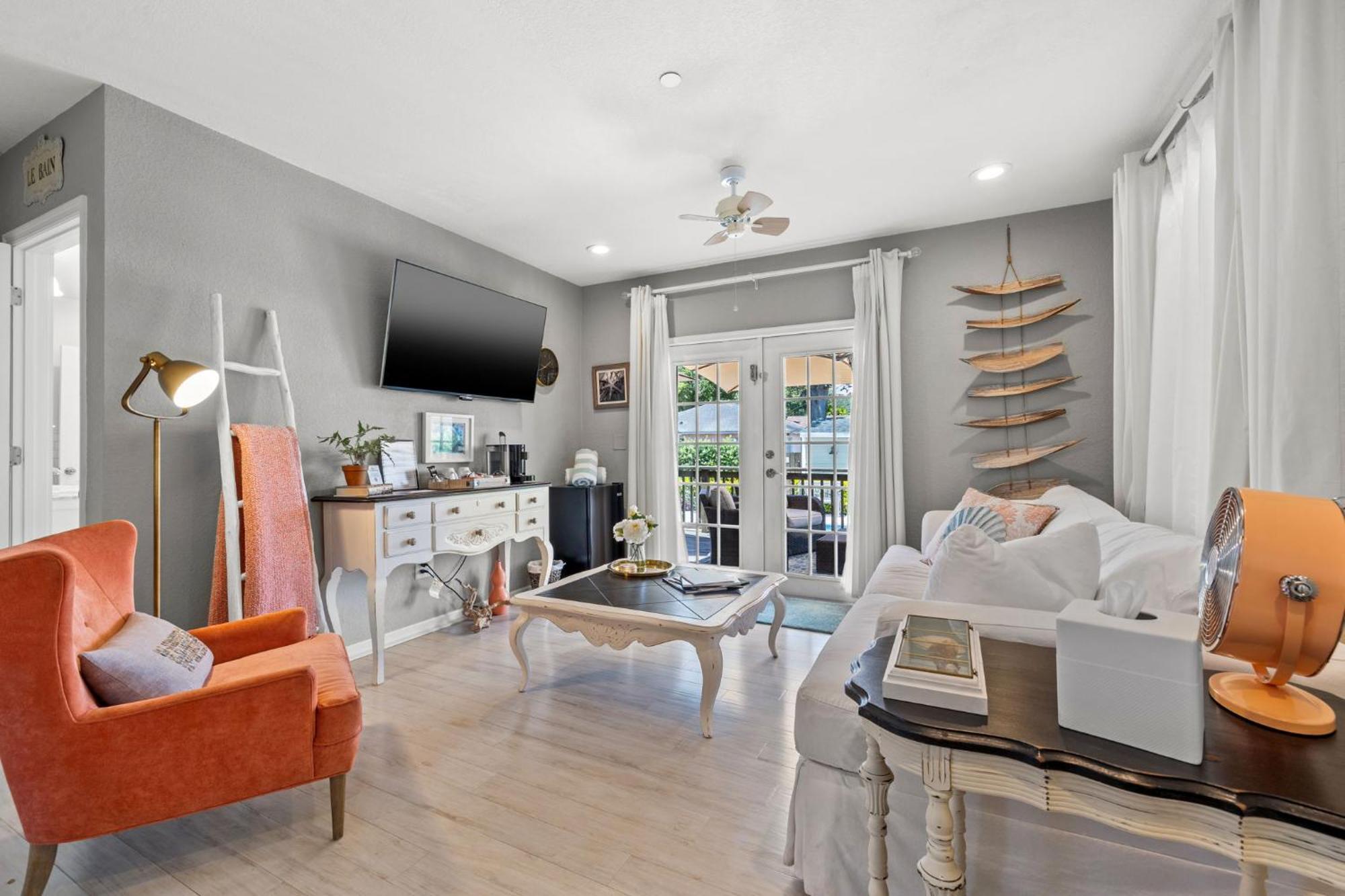 The Kenwood Gables Bed and Breakfast Αγία Πετρούπολη Εξωτερικό φωτογραφία